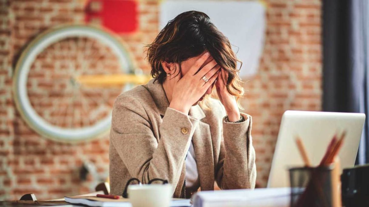 TDAH en adultos: cómo no tratarlo puede afectar el trabajo, las relaciones y la salud, según una psiquiatra.
Foto: Healthline.