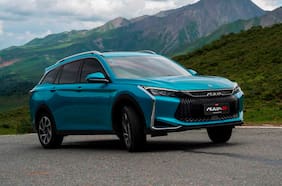 Dongfeng incorpora en Chile los modelos Aeolus Y3 y Aeolus GS Cross