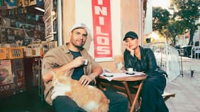 “Vinos & vinilos”: escucha lo nuevo de Ana Tijoux junto a DJ Dacel