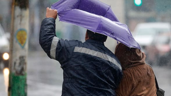 Comenzó el temporal: habrá lluvia y viento hoy en estas regiones de Chile