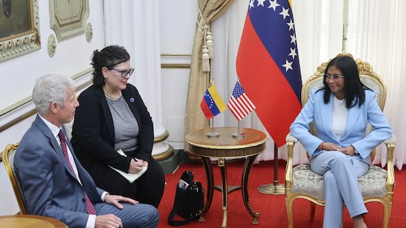Trump afirma que Delcy Rodríguez “quiere” convocar elecciones, pero asegura que Venezuela aún “no está preparada”
