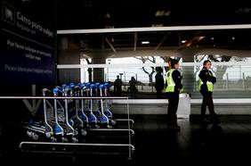 El nuevo turismo en Argentina: mujeres rusas embarazadas llegan al país en busca de residencia para sus hijos