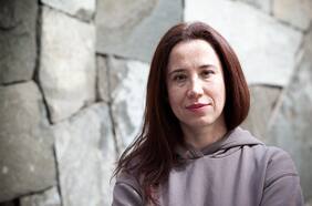 Mujeres que Impactan, Carolina Cruz: Uniendo a la comunidad en torno al teatro