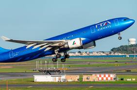 Aerolínea italiana sucesora de Alitalia explora la posibilidad de reabrir ruta Santiago-Roma