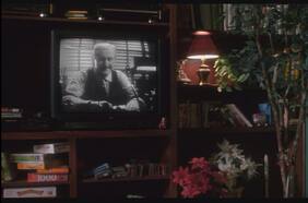 “Feliz Navidad, inmundo animal”: así se hizo la falsa película dentro de Mi pobre angelito