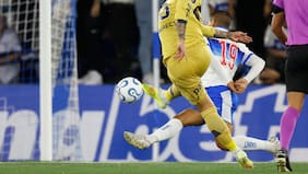 Revisa el golazo de Leandro Paredes con el que Boca Juniors se adelanta ante la UC en el Claro Arena
