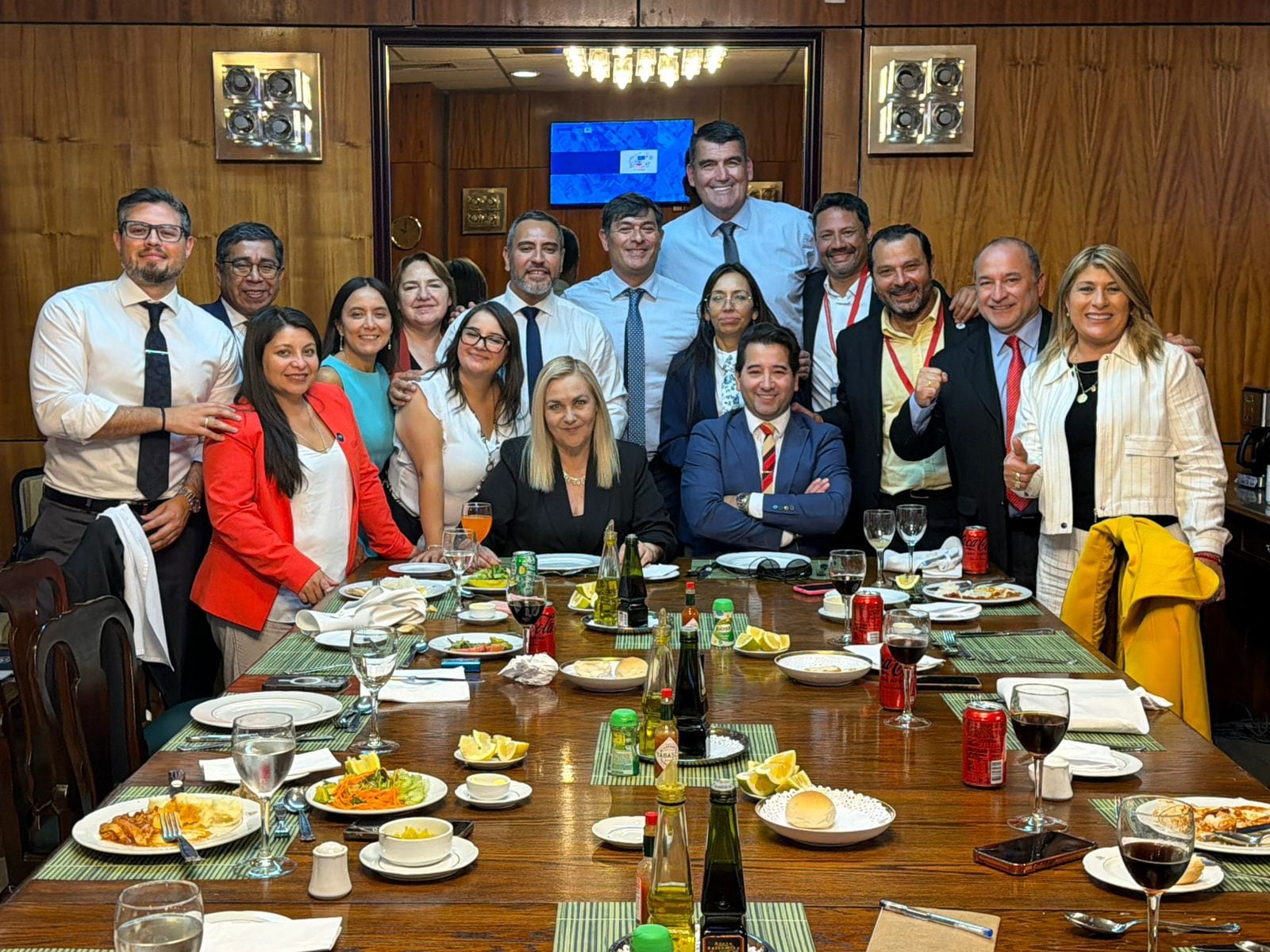 La batalla judicial que desató la elección interna del PDG