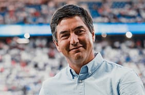 La expectativa de Matías Claro en la UC: “La misma energía que pusimos para el Claro Arena ahora debe ir al área deportiva”