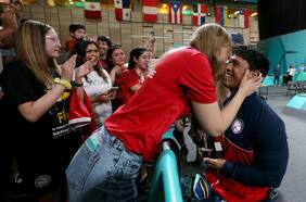 El inolvidable día de Jorge Carinao: gana oro, logra récord parapanamericano y pide matrimonio en Santiago 2023