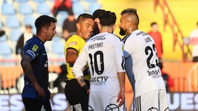 Arriesga una dura sanción: Nicolás Gamboa denuncia a Javier Correa por sus fuertes dichos tras la derrota de Colo Colo