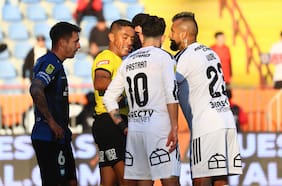 Arriesga una dura sanción: Nicolás Gamboa denuncia a Javier Correa por sus fuertes dichos tras la derrota de Colo Colo