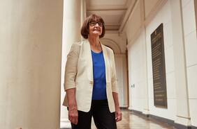 Rosa Devés, primera rectora de la U. de Chile: “En la Universidad las mujeres están siendo protagonistas e impulsoras de grandes cambios”