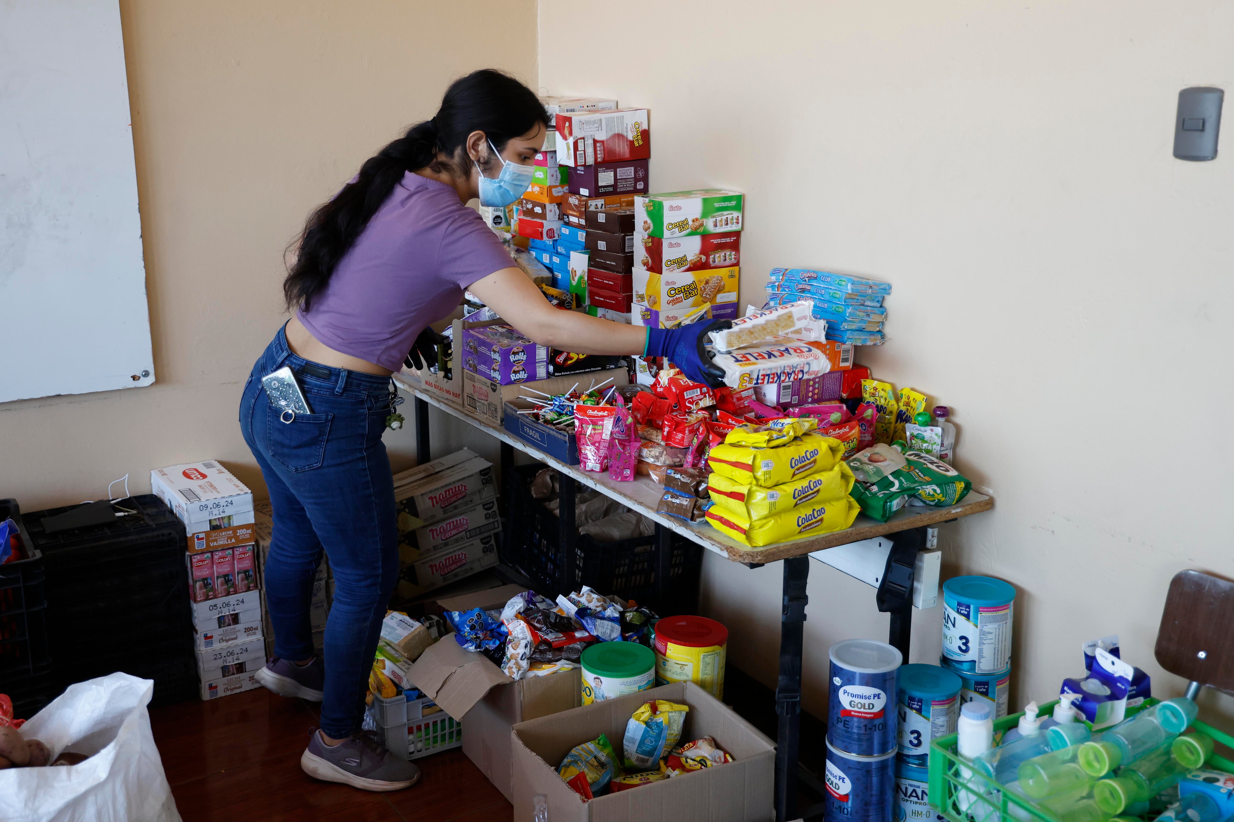 Los centros de acopio habilitados en la RM para donar a damnificados por el sistema frontal
