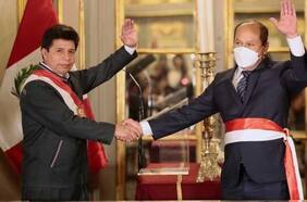 Ministerio del Interior de Perú ofrece recompensa para encontrar a exministro de presidente Castillo