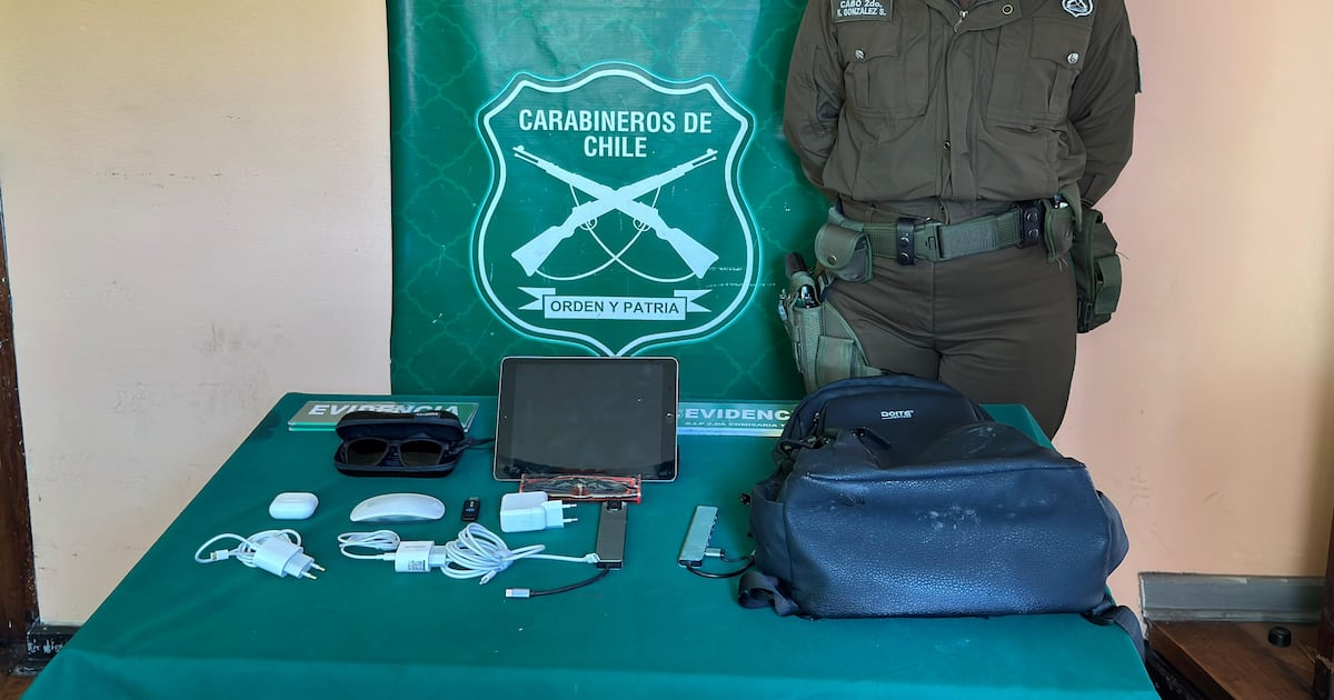 “Un hecho inusual”: detienen a sujeto por robar el bolso de su abogado durante una audiencia en tribunal de Temuco