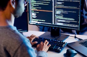 Ingeniería en Informática: cómo ha cambiado el perfil profesional con la transformación digital