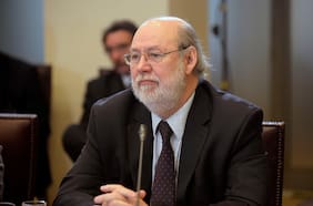 Andrés Tagle, presidente del consejo directivo del Servicio Electoral, y publicación de registros de votaciones: “Es la vulneración de datos personales más grave de la historia del Servel”