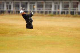 Joaquín Niemann sigue en el fondo de la clasificación en el The Open