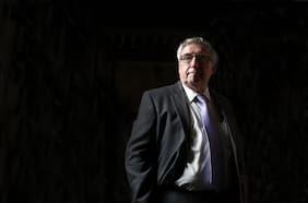 Ennio Vivaldi: “Consagrar en la Constitución el derecho de las universidades privadas buenas a recibir recursos es ridículo”