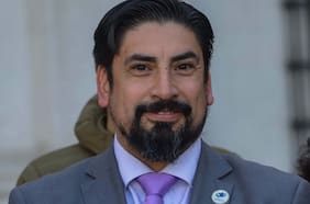 “No es negociable”: diputado Oyarzo llama a respetar pacto administrativo y afirma que la presidencia de la Cámara le corresponde al PDG