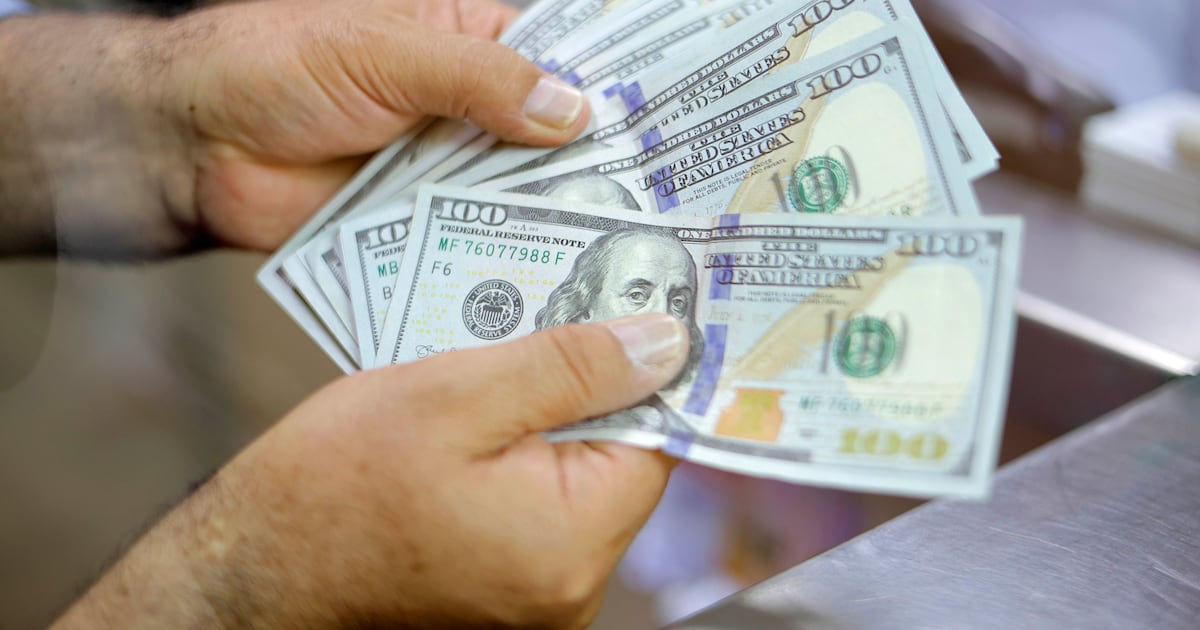 El dólar en Chile se debilita tras cifras de empleo en EE.UU.: un respiro para el peso en medio de la incertidumbre global