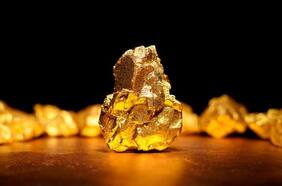 Empresarios mineros presentan querella por prevaricación en conflicto por yacimiento de oro