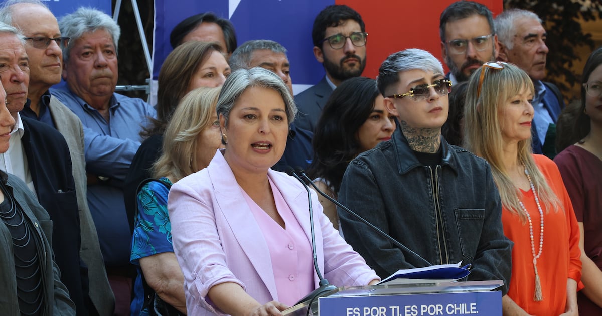 Jara refuerza su comando y busca distanciarse de Boric en la campaña presidencial: un desafío entre aliados y adversarios