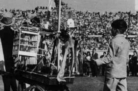 Una galería imperdible: revive la fiesta de los clásicos universitarios de antaño