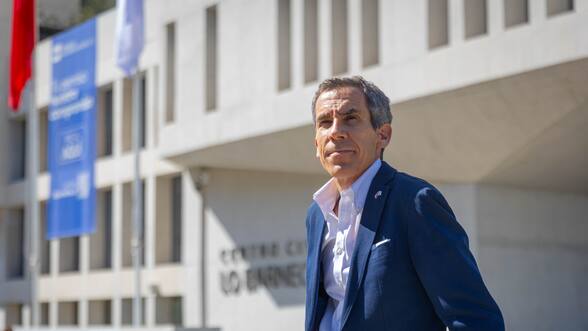 Licencias de conducir: Alessandri priorizará a vecinos de Lo Barnechea y amenaza con acudir a tribunales en su defensa