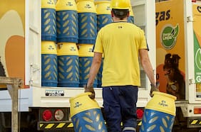 Polémico mensaje de Lipigas enfurece al comando de Jara y deriva en una denuncia penal de la compañía