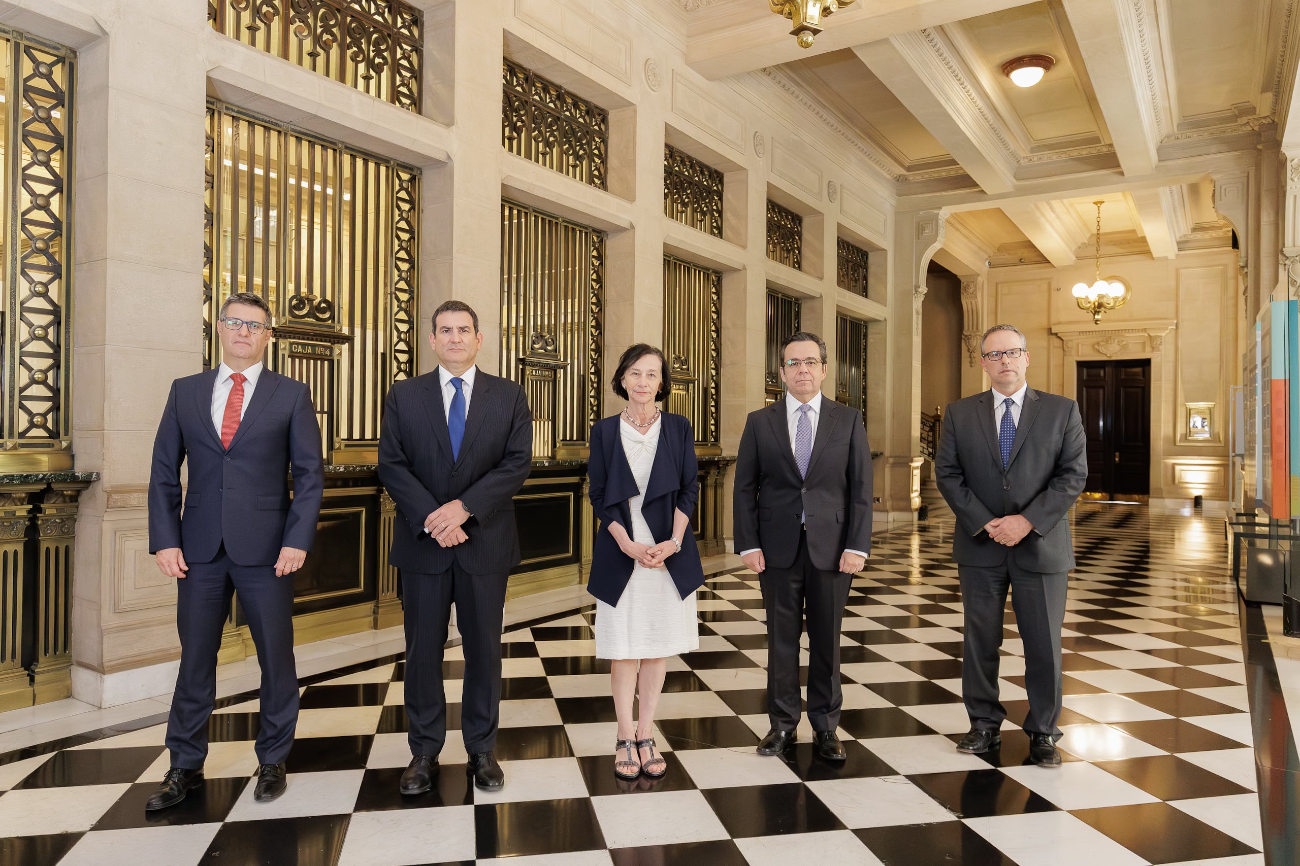 Banco Central mantiene tasa de interés en 4,5% y alerta por el resurgimiento de los riesgos por conflicto en Medio Oriente