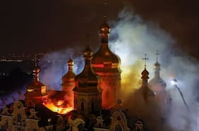 Ataque con drones rusos causa graves daños en sagrado monasterio ortodoxo en Kiev