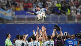 El plantel de Argentina se emociona por Messi tras remontar a Egipto: “Es nuestro guía; sigue demostrando la leyenda que es”