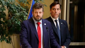 Kaiser suspende gira nacional para votar AC contra juez Ulloa