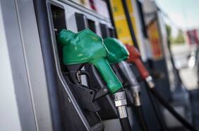 Bencinas volverán a subir más de $30 por litro este jueves, alcanzando máximos históricos