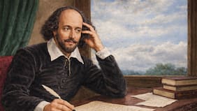 Ni una gota de sangre y cabezas de burro: el universo de las comedias de Shakespeare vuelve con traducción chilena