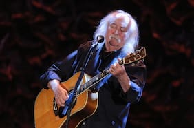 Alcohol, drogas y ego: David Crosby, el alma atormentada de una leyenda