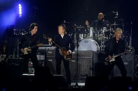 Conoce los horarios de acceso, extensión de metro y buses para el show de Paul McCartney en Chile