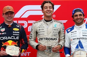 Verstappen se queda con un accidentado sprint en Estados Unidos y sigue recortando distancia ante el desastre de McLaren