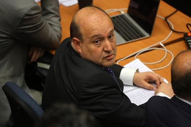 Defensa del exfiscal Guerra defiende su actuar en caso Penta y sostiene que “no actuó en base a consideraciones políticas”