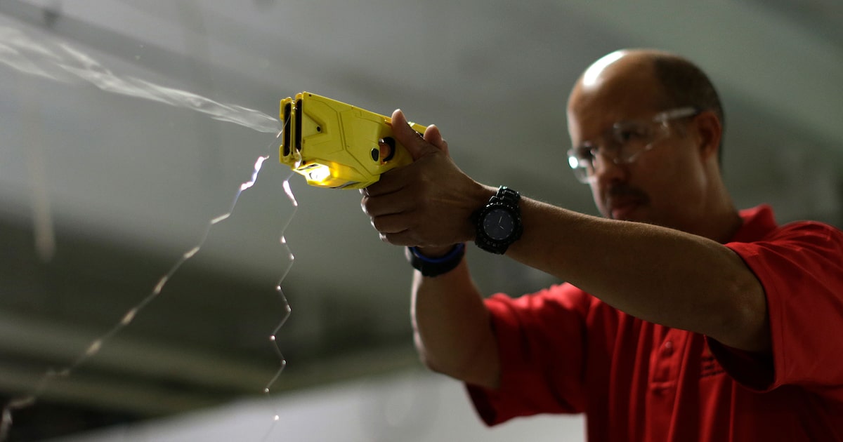 Gobierno aprueba uso de pistolas taser en casos de violencia intrafamiliar Gobierno aprueba uso de pistolas taser en casos de violencia intrafamiliar