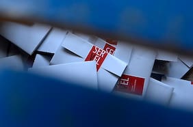 Paulina Urrutia y el íntimo deseo de Augusto Góngora: Personas con demencia exigen votar en el plebiscito