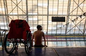 Continúa escribiendo su historia: la conmovedora lucha diaria de Alberto Abarza que se corona con otra medalla en Santiago 2023