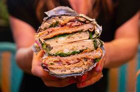 Pork Kiss: el delivery con los sánguchues más "chanchos" de Santiago