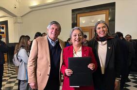 Sigue lío en campaña de Jara: candidata rebate críticas de Carmona y deja en posición incómoda a Figueroa