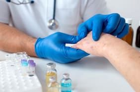 Qué es la lepra, la enfermedad que se eliminó como problema de salud pública en Chile