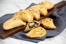 Cómo hacer empanadas de pollo y espinaca
