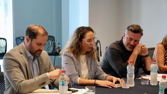 Providencia, Ñuñoa y Santiago conforman de mesa de trabajo intersectorial para abordar seguridad en colegios