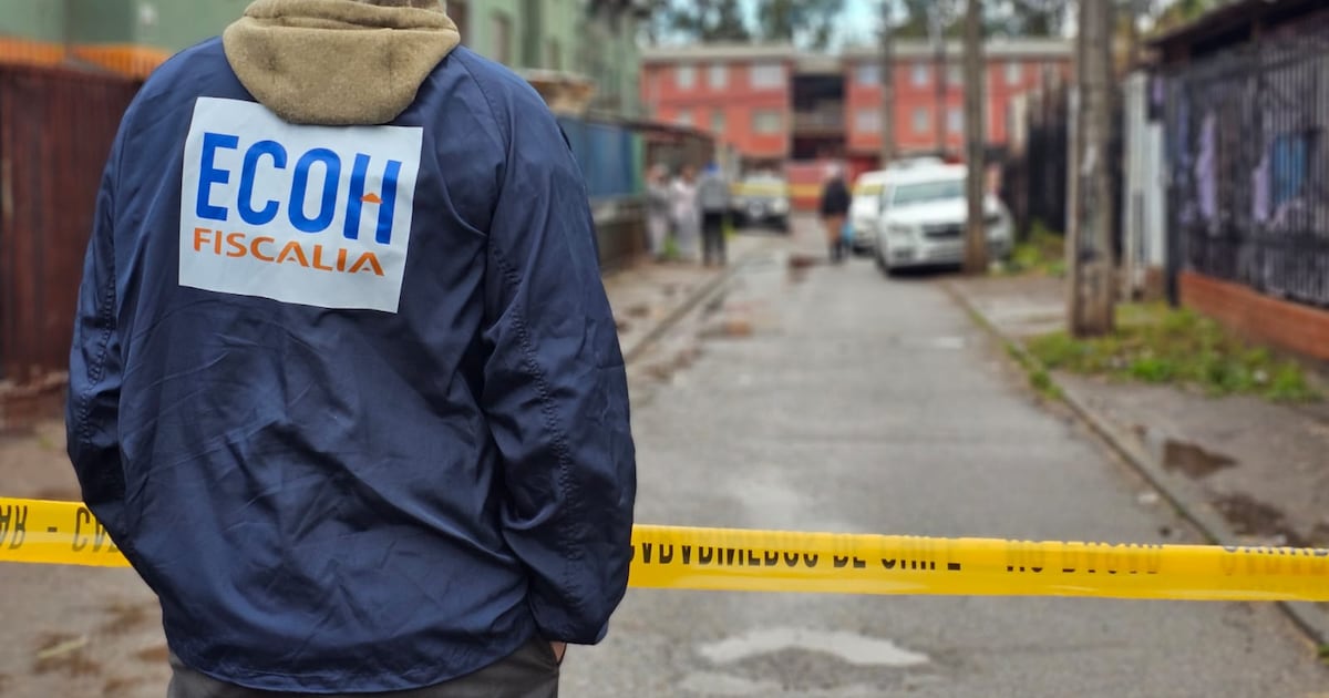 Asesinan a disparos a un hombre en Puente Alto: victimarios habrían bajado de un vehículo para atacarlo con armas de fuego