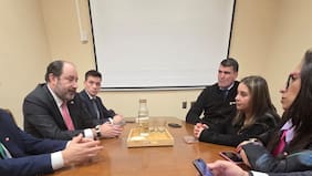 Gobierno activa plan de salvataje para proyecto de Sala Cuna e inicia negociaciones con el PDG